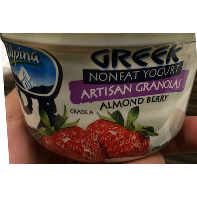Greek Nonfat Yogurt Artisan Granolas, Almond Berry