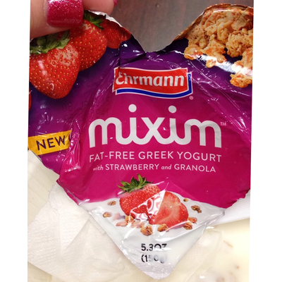 Mixim Fat-Free Greek Yogurt, Strawberry and Granola