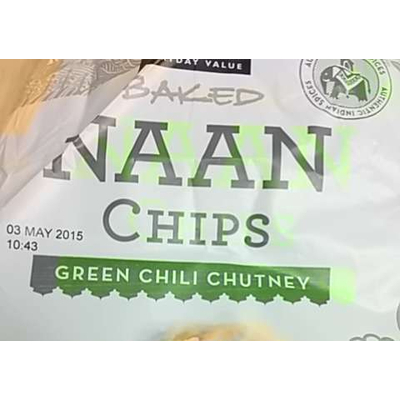 Baked Naan Chips, Green Chili Chutney