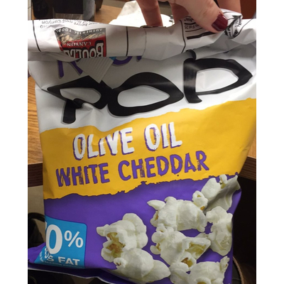 Olive Oil White Cheddar Popcorn