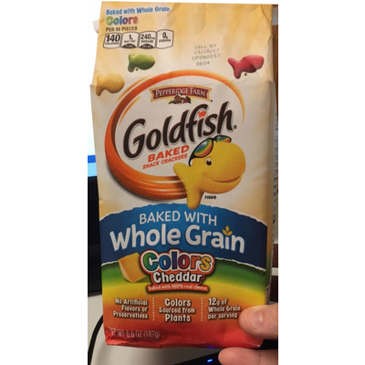 Goldfish Baked Snack Crackers, Colors Cheddar