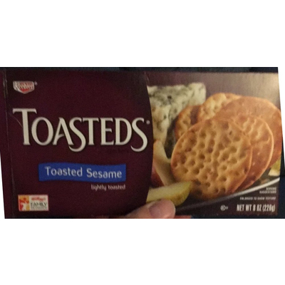 Toasted Sesame Crackers