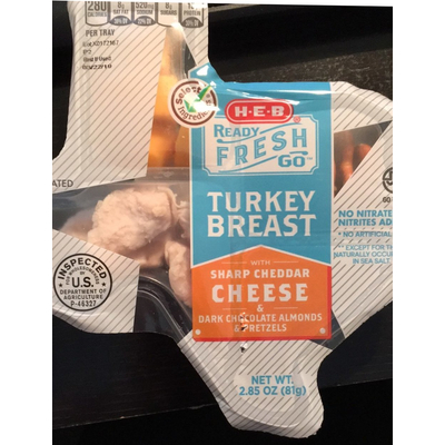 Turkey Breast, with Sharp Cheddar Cheese & Dark Chocolate Almonds & Pretzels