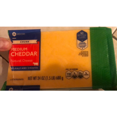Medium Cheddar Cheese, Chunk