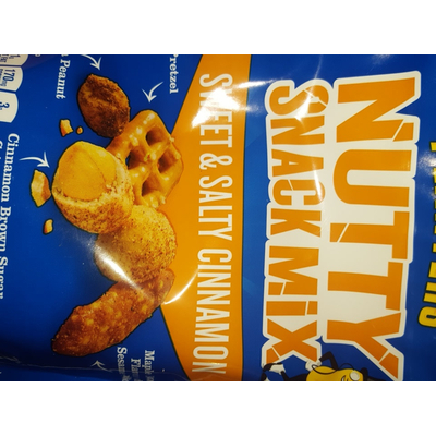 Nutty Snack Mix, Sweet & Salty Cinnamon