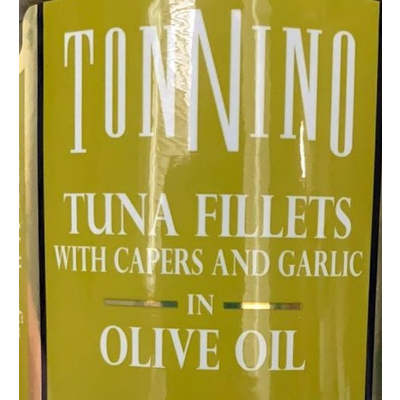 Tuna Fillets with Capers and Garlic in Olive Oil