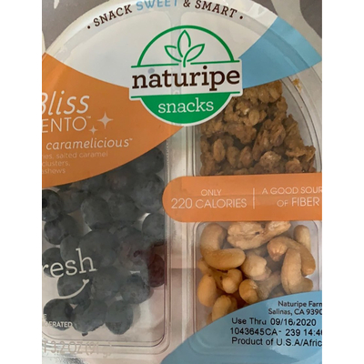 Salty Caramelicious Bliss Bento Blueberries, Salted Cashews & Salted Caramel Gra