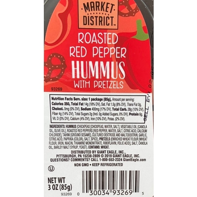 Roasted Red Pepper Hummus With Pretzels