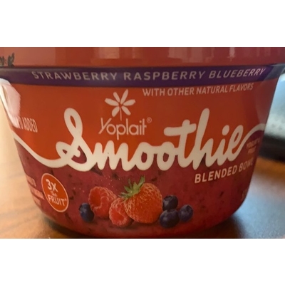 Smoothie Yogurt & Fruit Blended Bowl, Strawberry Raspberry Blueberry