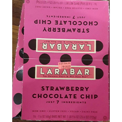 Strawberry Chocolate Chip Fruit & Nut Food Bar