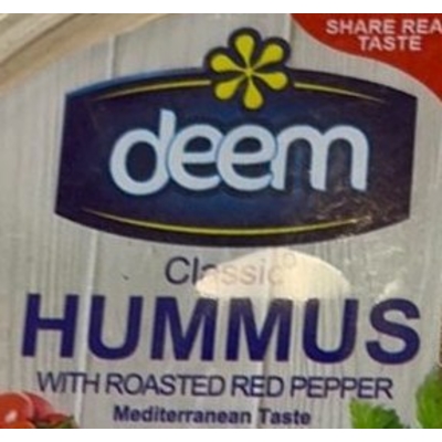 Classic Hummus With Roasted Red Pepper