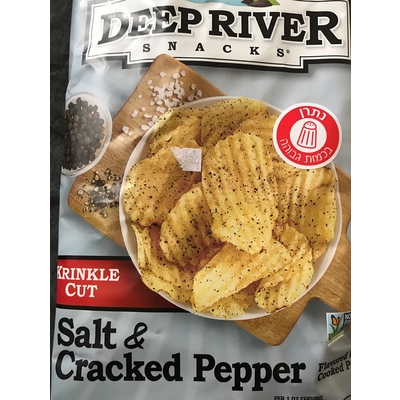 Salt & Cracked Pepper Krinkle Cut Potato Chips