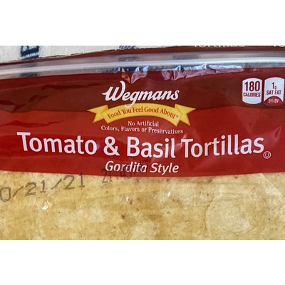 Gordita Style Tomato & Basil Tortillas