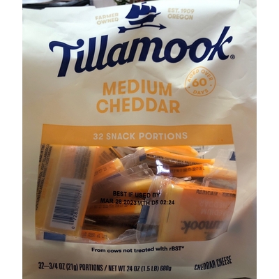 Medium Cheddar Snack Portions
