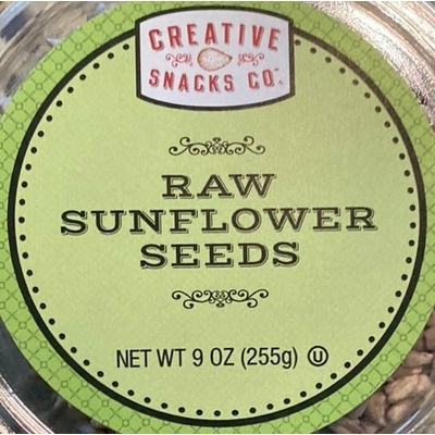 Raw sunflower seeds